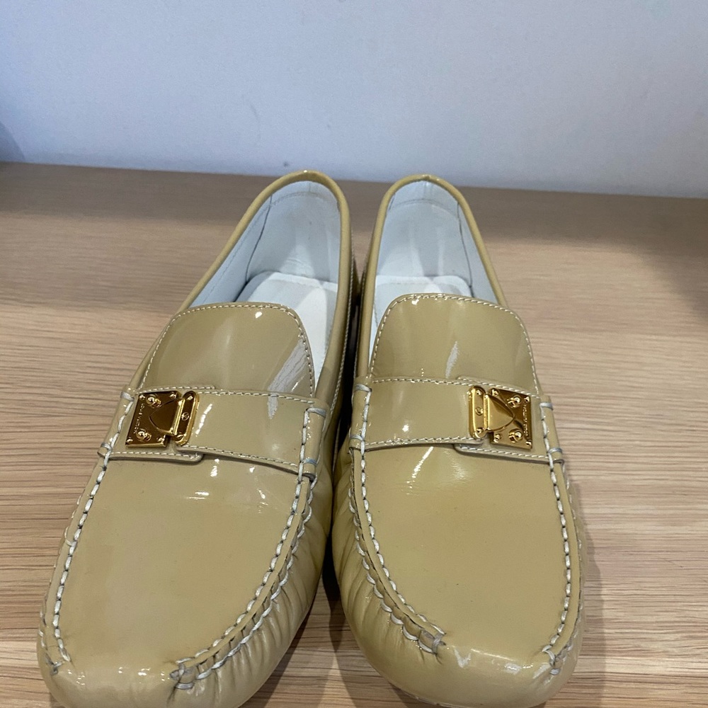 LV Patient Leather Loafer